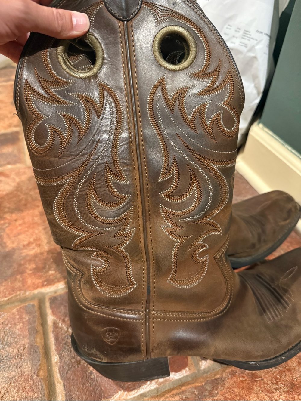 Ariat Men's Brown Leather Western square toe Boots 12D
